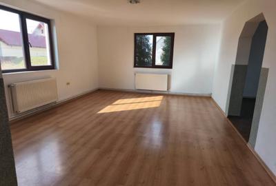 Casa individuala, 200mp utili, 1600mp teren, Radauti - 10