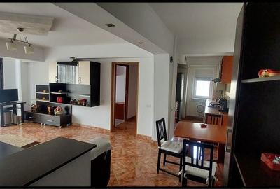 Apartament cu 3 camere decomandat în Central - 7