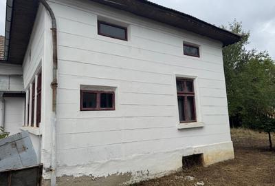 Casă cu 6 camere cu Teren 2126 Mp în Roșiori - 10