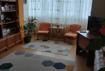 Apartament cu 3 camere decomandat, mobilat în Boema - 4