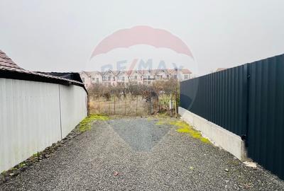 Teren Construcții intravilan de 1387 mp, în Vest - 7