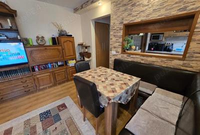 Re?i?a, apartament 4 camere, 100 mp, etaj 2, zona Micro II - 2