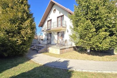 Casă individuală cu 5 camere cu Canalizare în Exterior Est - 20