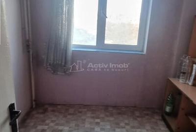 Garsonieră decomandată în Central - 8