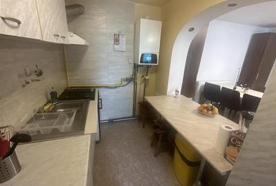 Casa 4 camere in Ploiesti, zona  Mihai Bravu - 6