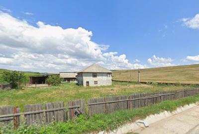 Casă cu 4 camere în Tătărăști - 4