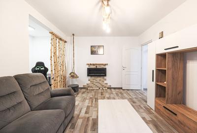 Apartament cu 2 camere semidecomandat, mobilat în Ultracentral