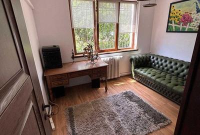 Apartament cu 3 camere decomandat în Calea București - 1