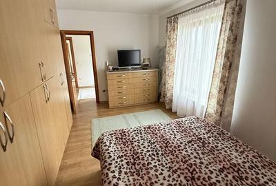 Casă cu 5 camere cu Teren 4300 Mp în Hănțești - 10