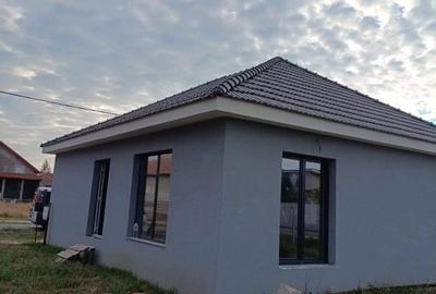 CASA DE VANZARE