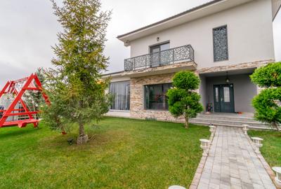 Locuinta construită pentru a fi locuită, nu doar admirată, complet mobilata - 8