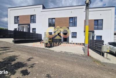 Apartament cu 3 camere decomandat în Bucium - 3