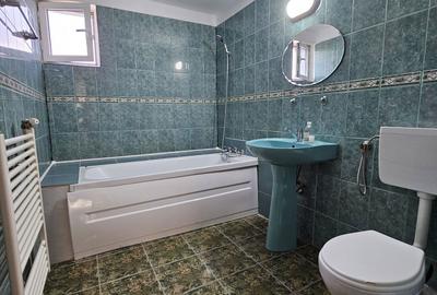 Casă cu 4 camere cu Teren 400 Mp în Central - 3