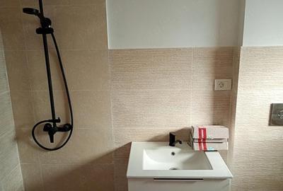Casă cu Teren 760 Mp în Central - 8