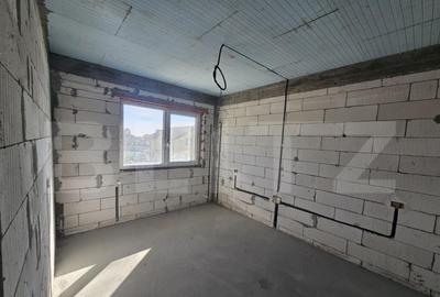 Casă cu 5 camere cu Teren 316 Mp în Bariera Vâlcii