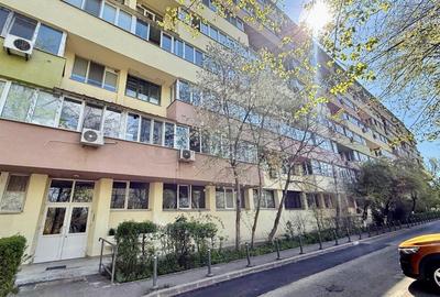 Apartament cu 2 camere semidecomandat în Lacul Tei - 10