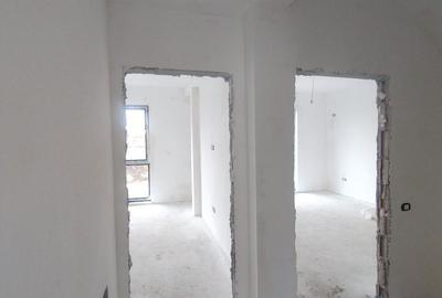 Casă cu 4 camere în Central - 2