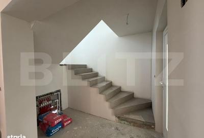 Casă cu 3 camere cu Teren 486 Mp în Titulescu - 10