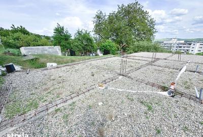 Teren de 376 mp, în Central - 9