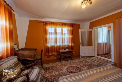 Casă individuală cu 3 camere cu Teren 7608 Mp în Cernat - 16