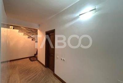 Casa de vanzare cu 5 camere 2 balcoane garaj incalzit 2 bai in Sibiu - 14