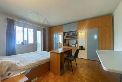 Apartament cu o camera langa UMF!