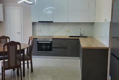 Apartament cu 2 camere decomandat în Soarelui