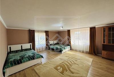 Casa in Sibiu - Vurpar - 2 constructii in curte - Gradina mare - 32
