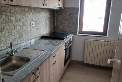 Inchiriez apartament 2 camere - 5