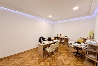 Casă individuală cu 16 camere cu Canalizare în P-ța Unirii - 10