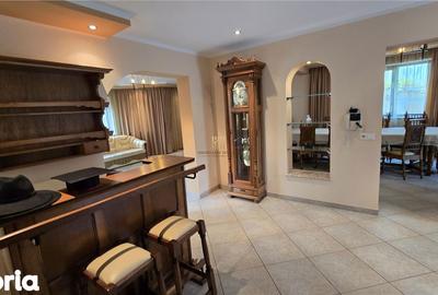 Casă cu 6 camere cu Teren 700 Mp în Vama - 3