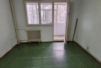 Apartament cu 3 camere decomandat în Drumul Taberei - 4
