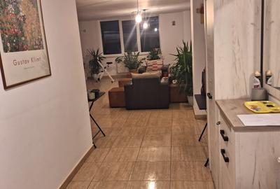 Apartament 3 camere în Mamaia – Complex Phoenicia 147000 euro Apartament 3 camere în Mamaia – Complex Phoenicia 147000 euro - 2