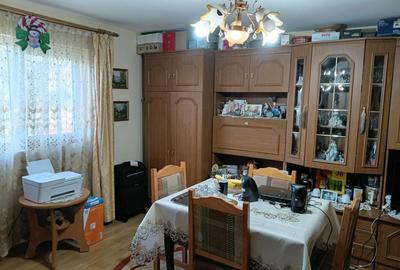 Casă cu 3 camere în Central - 1