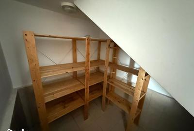 Casă cu 5 camere cu Teren 400 Mp în Blejoi - 10