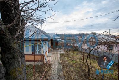 Casă de vânzare Buhuși, Str. Orbic - 3