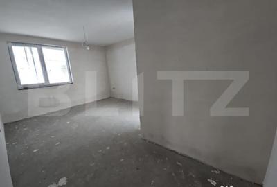 Casă cu 4 camere cu Teren 600 Mp în Valea Lupului