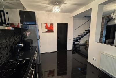 Casă cu 4 camere cu Teren 500 Mp în Florești - 9