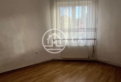 Casă cu 3 camere decomandat cu Teren 250 Mp în Central - 3
