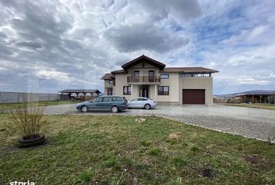 Casă cu 4 camere în Orheiu Bistriței - 9