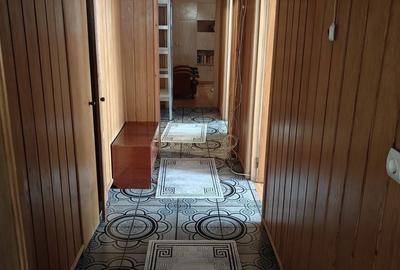 Apartament cu 3 camere, mobilat în Casa de Cultură - 1