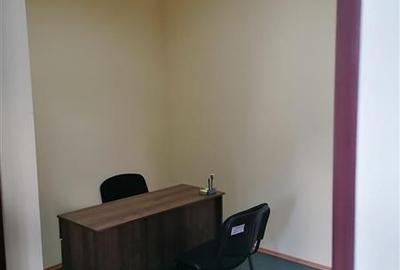 Birou, de 45 mp, în Central - 4