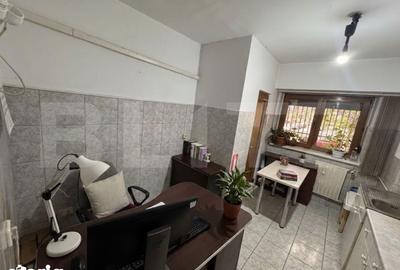 Apartament cu 2 camere decomandat în Calea București - 5