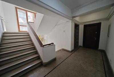 Apartament cu 3 camere decomandat în Romană - 10