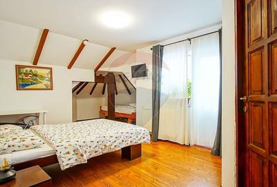 Casă cu 9 camere cu Teren 888 Mp în Sohodol - 30