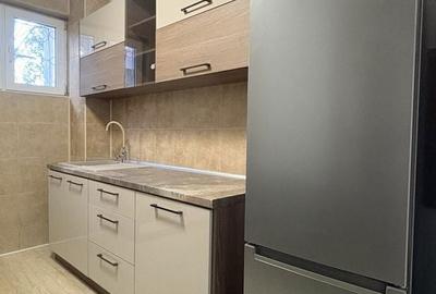 Apartament cu 3 camere decomandat în Central - 2
