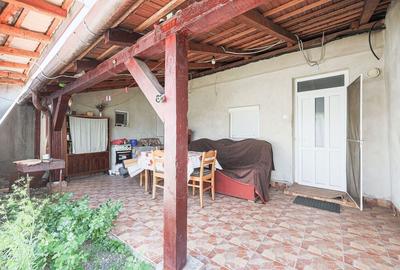 Rezervat Casă renovată cu 3 camere din cărămidă în Gradiste - 10