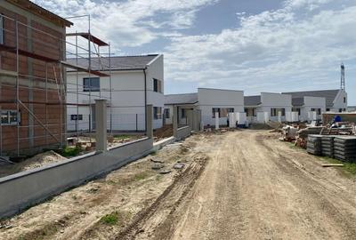 Duplex cu 5 camere cu Canalizare în Moșnița Nouă - 5