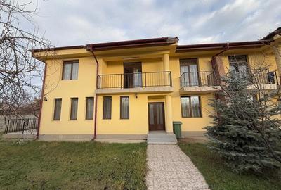 Casă cu 5 camere cu Teren 500 Mp în Episcopia Bihorului - 8