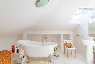 Apartament cu 4 camere decomandat în Fundeni - 2